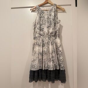 Jessica Simpson Black and White Patterned Midi Dress